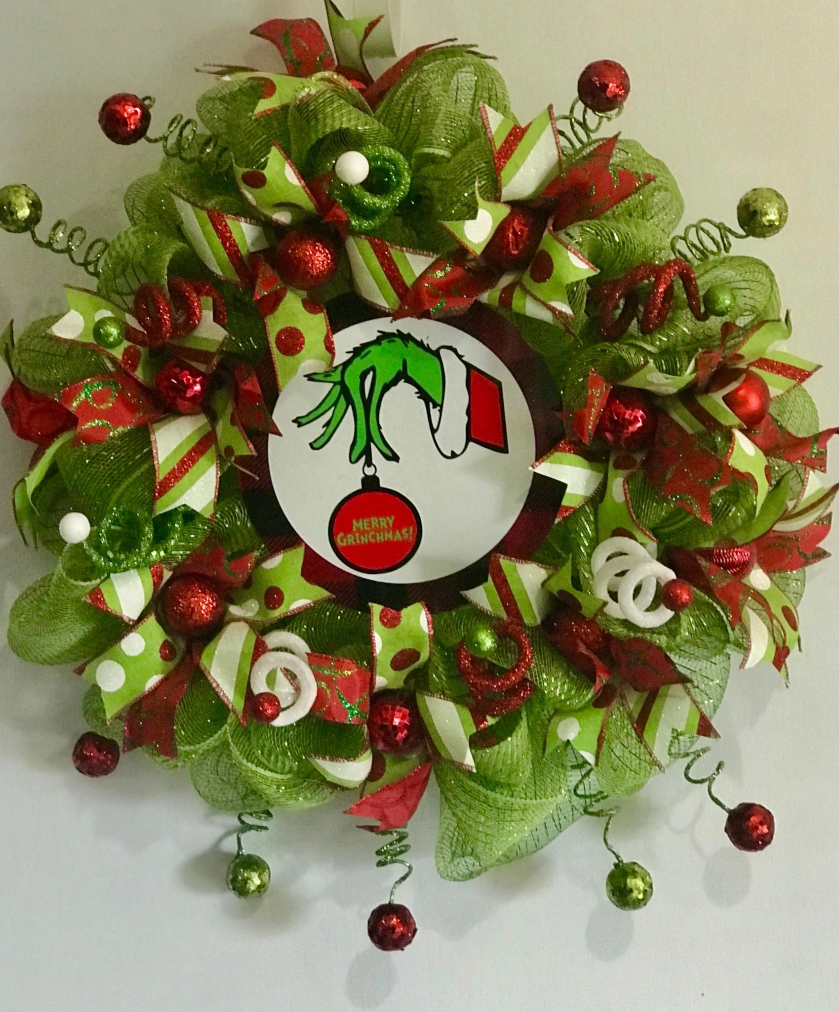 Grinch Christmas Ornament Wreath - Wicked Good Crafts